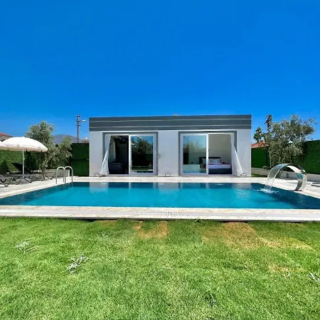 Izci Villa